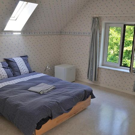 Suite Familiale Avec 2 Chambres Dans Une Villa - Quartier Vert Et Boise - 5 Kms De Namur Exteriör bild