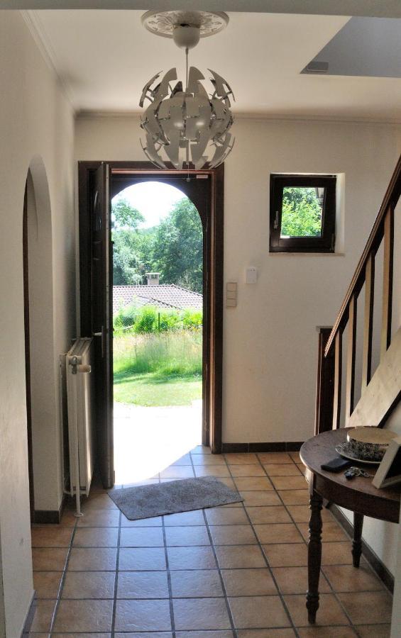 Suite Familiale Avec 2 Chambres Dans Une Villa - Quartier Vert Et Boise - 5 Kms De Namur Exteriör bild