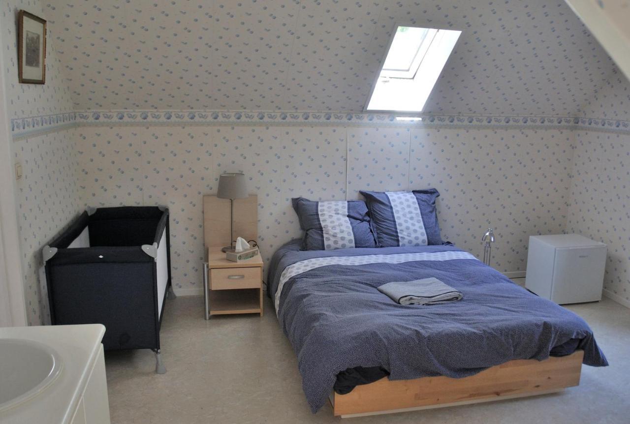 Suite Familiale Avec 2 Chambres Dans Une Villa - Quartier Vert Et Boise - 5 Kms De Namur Exteriör bild